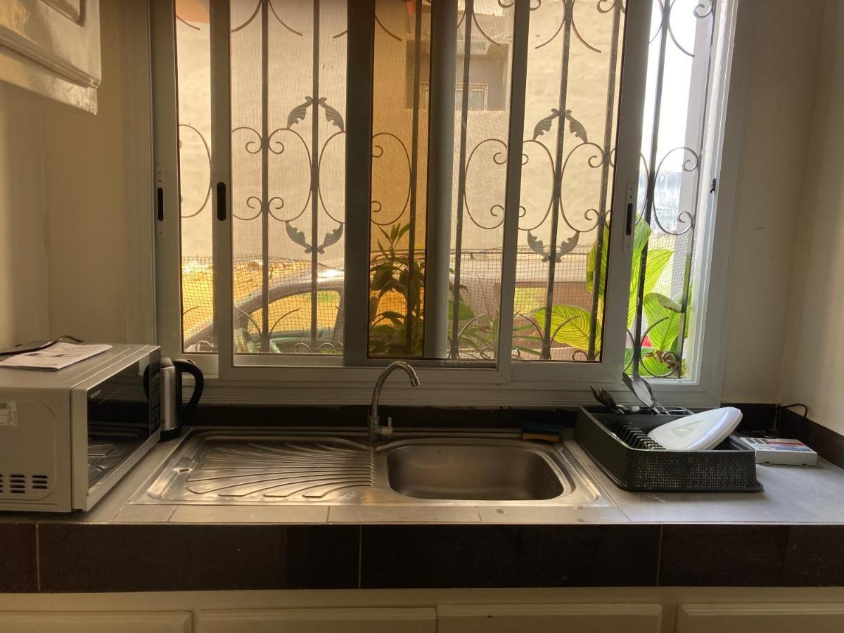 Diokoul Chez Camille A Zac Mbao 아파트 외부 사진